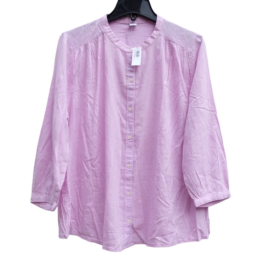 NWT Old Navy Lilac Crewneck Button Down 3/4 Sleeves Lightweight Blouse Top S